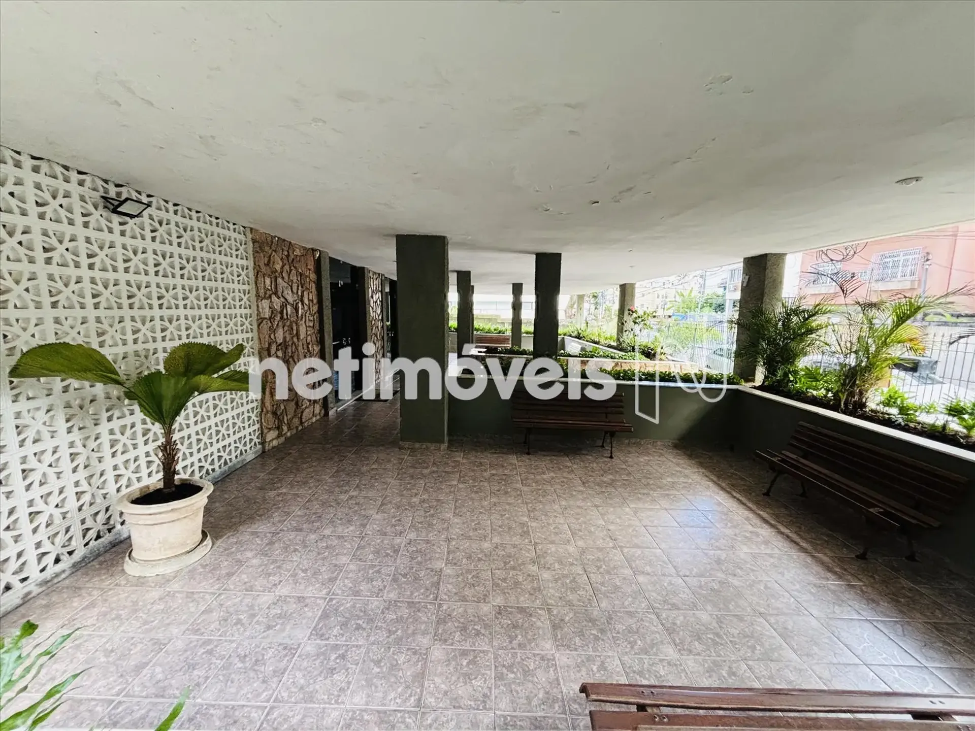 Apartamento com 2 quartos, cozinha separada e 1 banheiro — photo 30