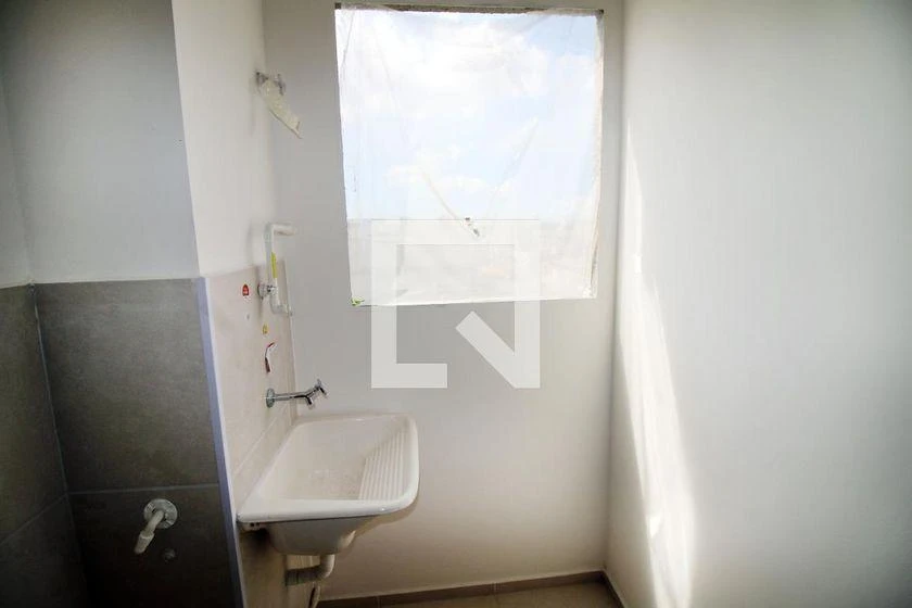 Washing machine in a 2-bedroom apartment, 43 m² — photo 48