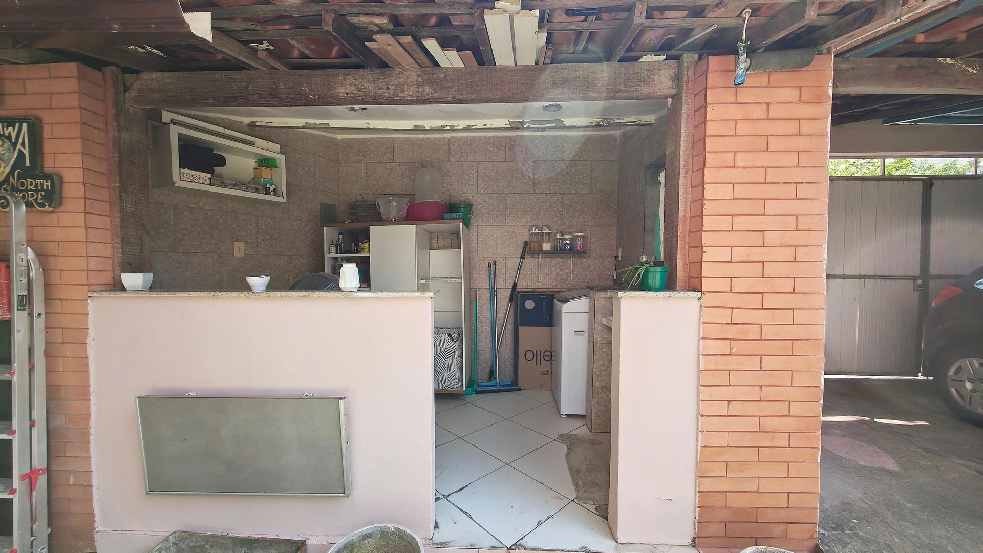 Дом 300 м² с садом и грилем на балконе — photo 10