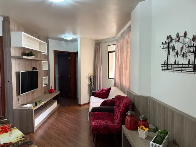 Apartamento mobiliado com 3 quartos e 2 vagas de garagem