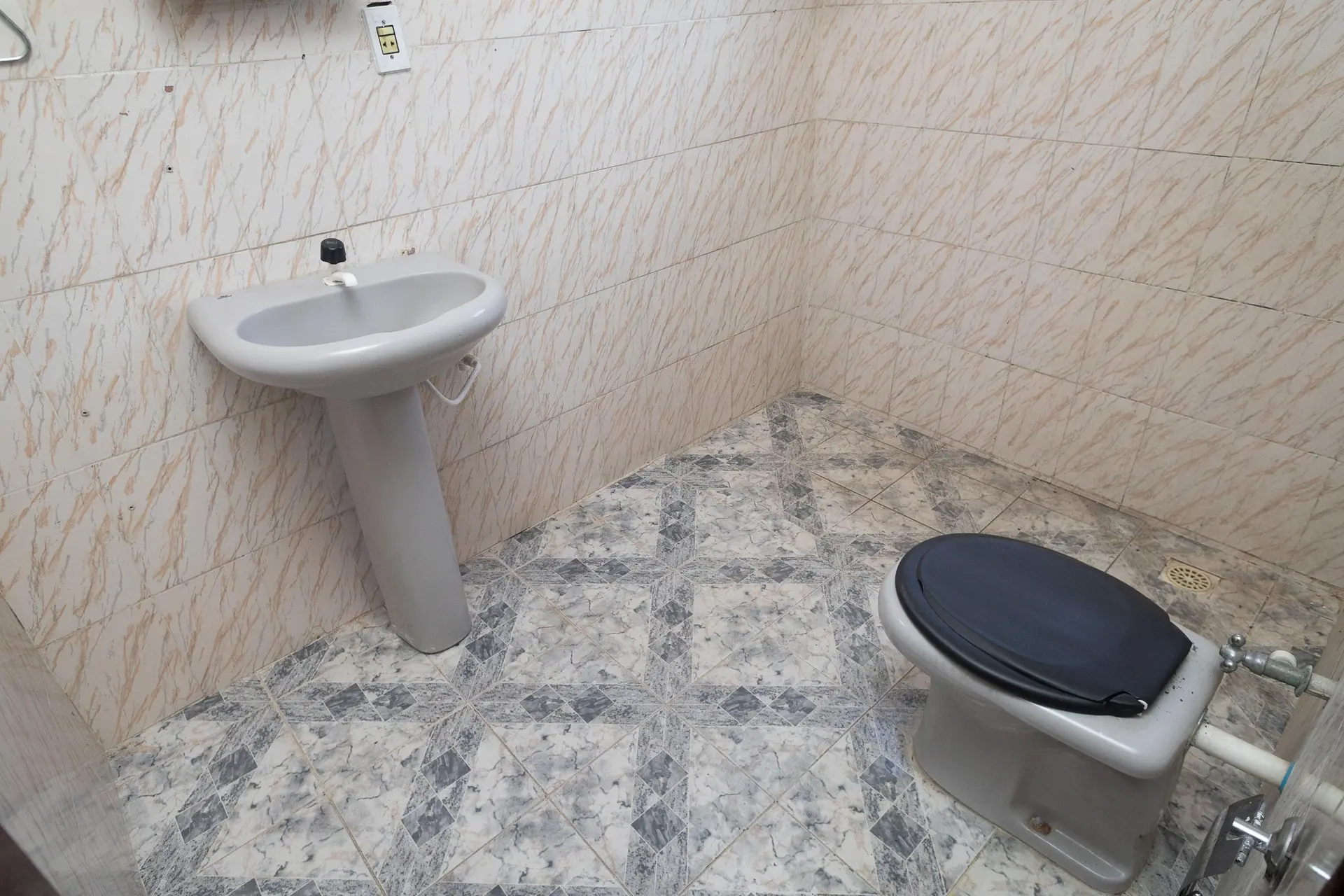 Нерозмебльована квартира з 2 спальнями та приватним садом — photo 14