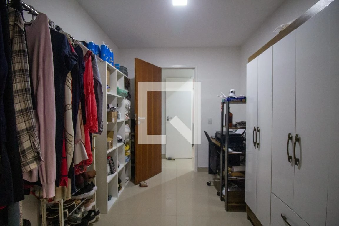 Casa mobiliada com 4 quartos e área gourmet na varanda — photo 29