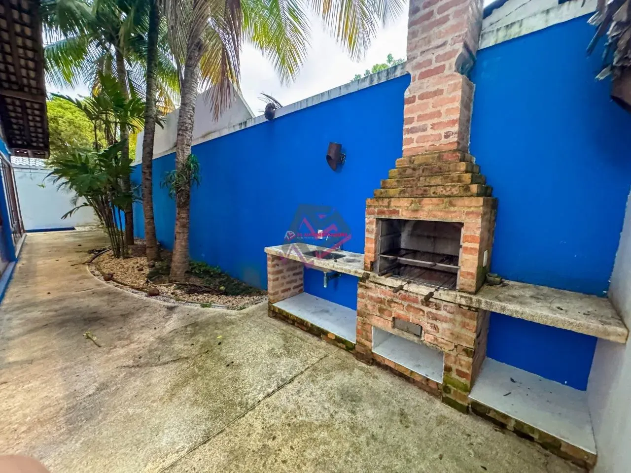 600 m² house with 4 bedrooms and a closed kitchen — photo 29