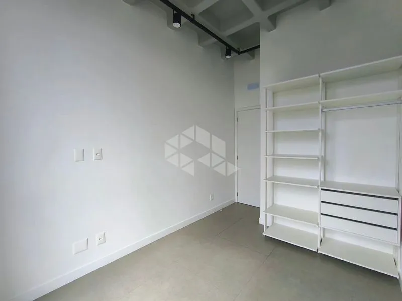 2-bedroom apartment with a washing machine — photo 12