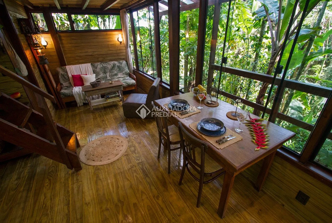 Furnished house with a balcony, 6 bedrooms and 3 baths — photo 19