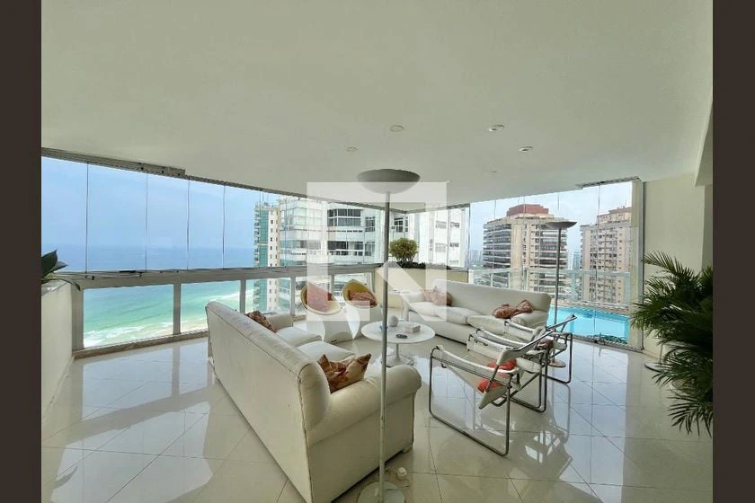 Apartment, 450 m², with a glass-enclosed balcony — photo 10