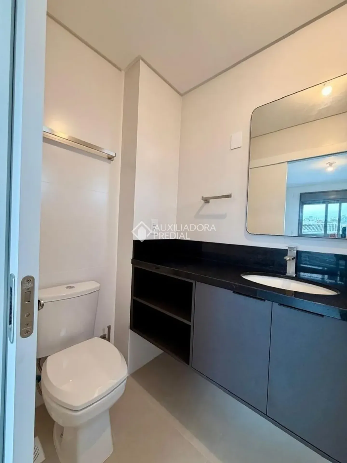 Apartamento amueblado con 2 dormitorios y 2 baños — photo 25