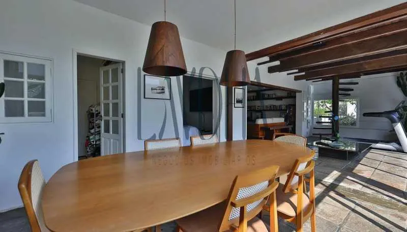Furnished 180 m² apartment with 3 bedrooms and suite — photo 16