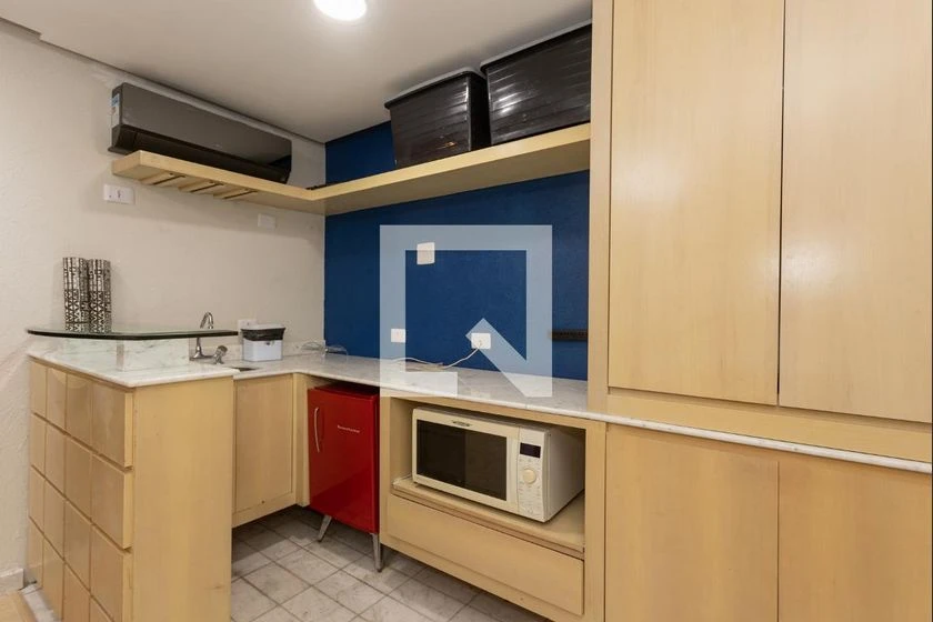 Studio with en-suite bedroom and a balcony — photo 3
