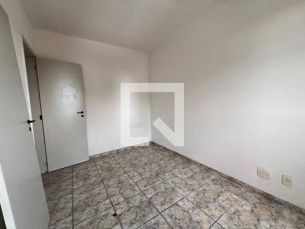 Apartamento de 2 quartos com área de lavanderia — photo 4