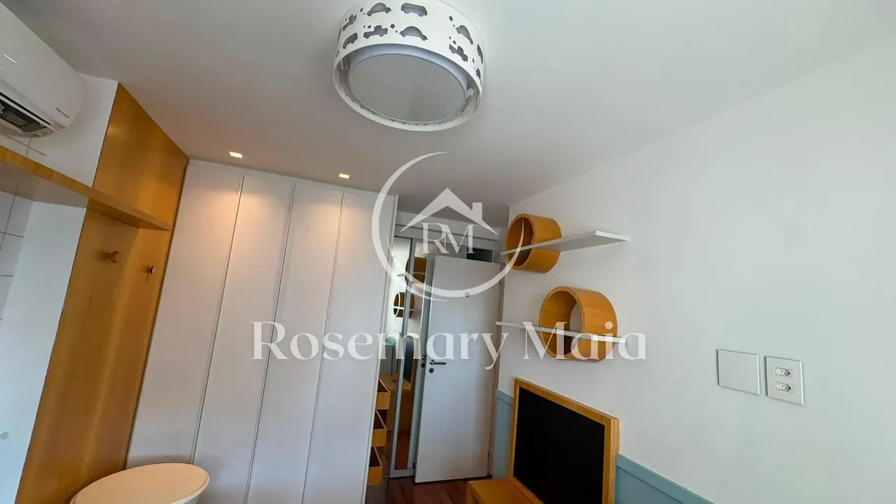 179 m² apartment with 3 bedrooms and 3 parking spaces — photo 35