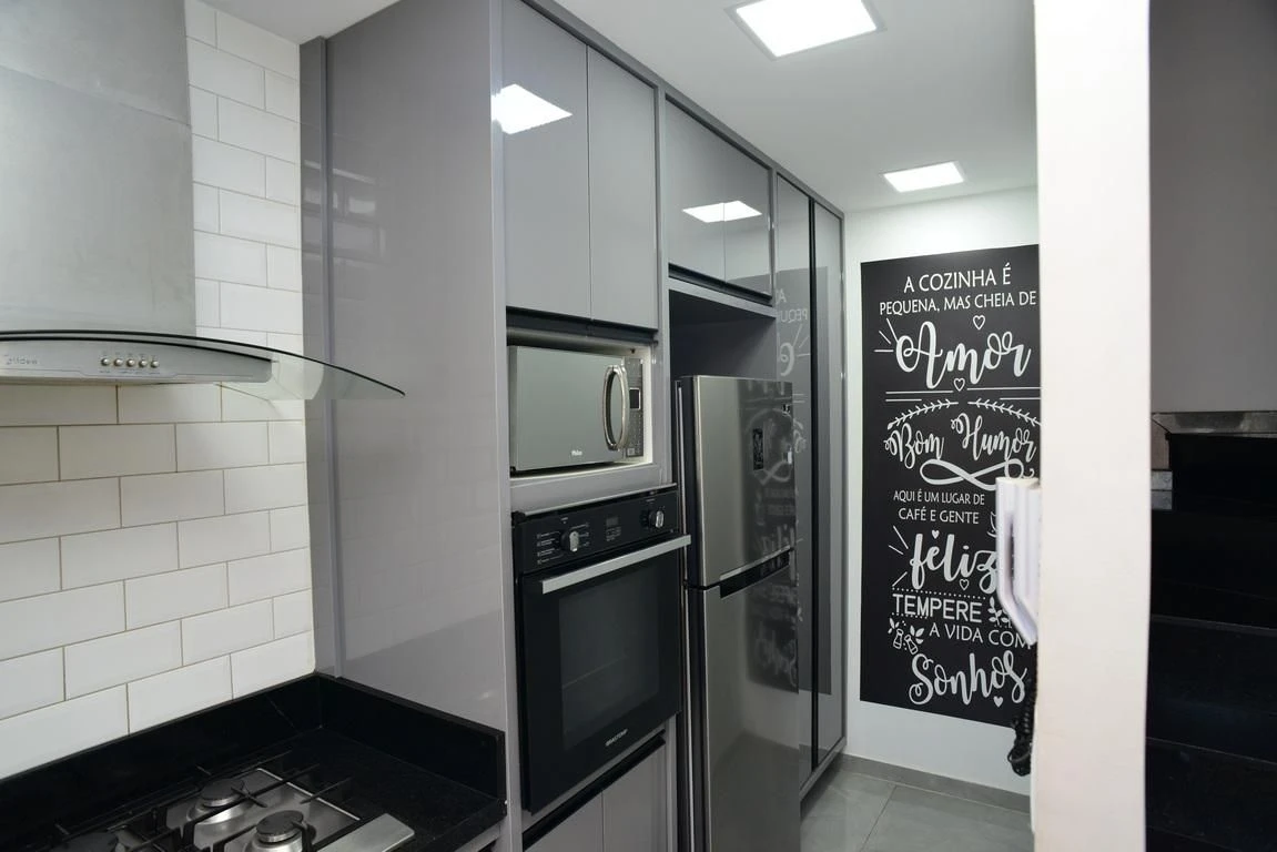 Apartamento mobiliado com 3 quartos e varanda — photo 22