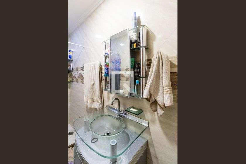 Furnished studio with 1 bedroom and 2 bathrooms — photo 42