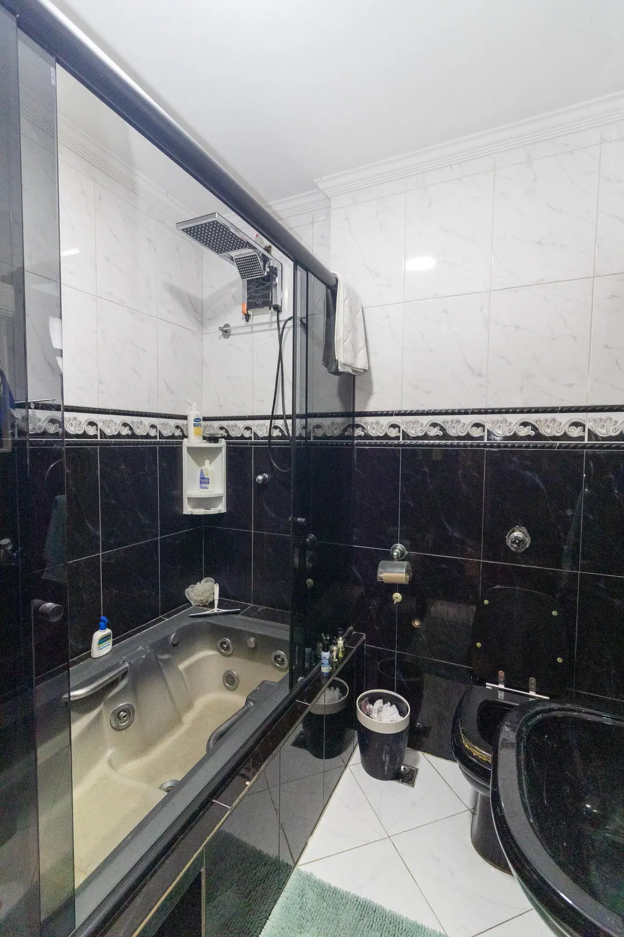 Casa mobiliada com 4 quartos e quintal privativo — photo 44