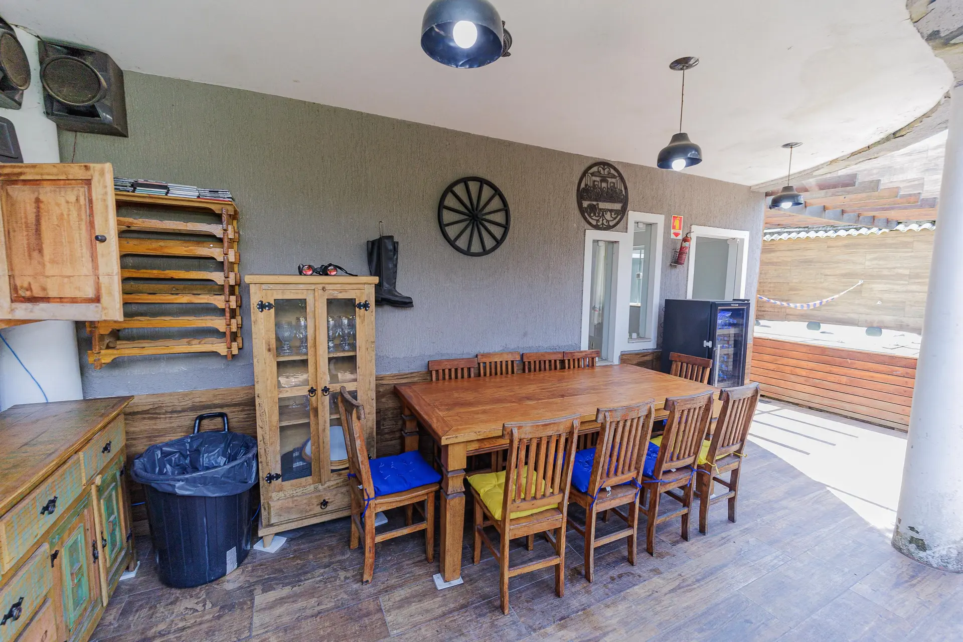 Casa de 4 quartos com varanda gourmet, Campo Grande