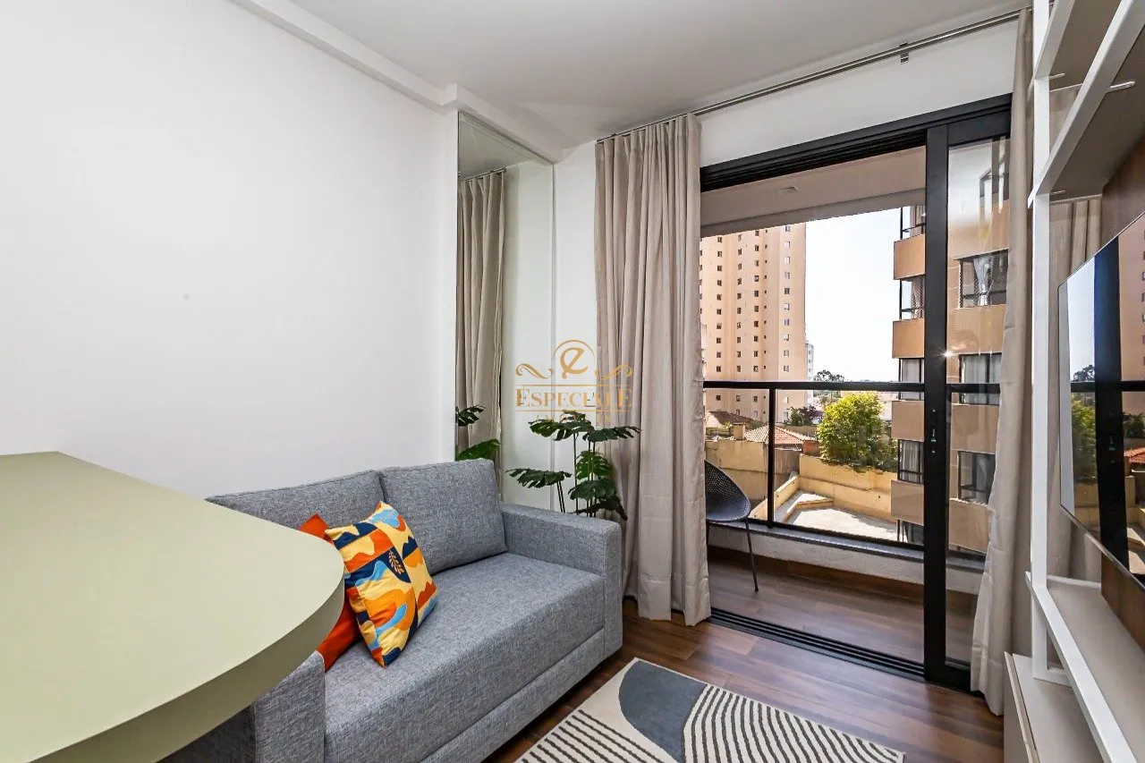 1-bedroom apartment with 35 m² and wood flooring — photo 5