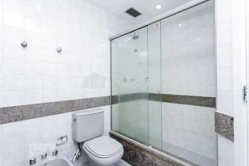 217 m² duplex with 3 en-suite bedrooms and 2 parking spots — photo 27