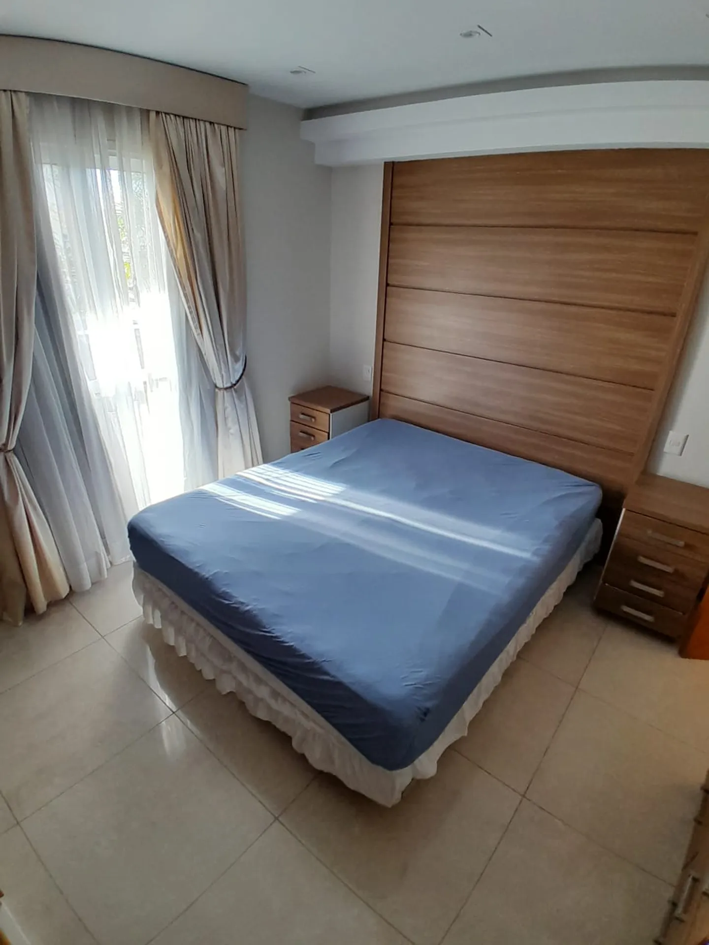 Apartment with 4 bedrooms, 3 bathrooms and built-in storage — photo 19