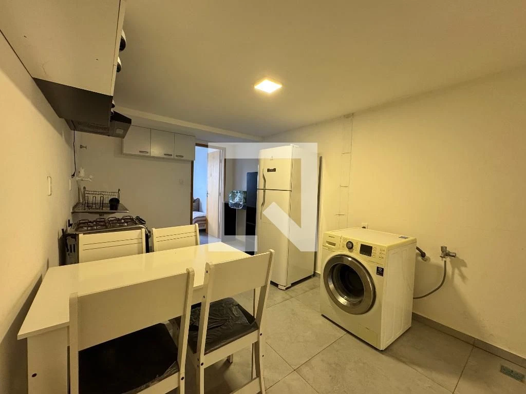 Apartamento mobiliado com 2 quartos e varanda — photo 15