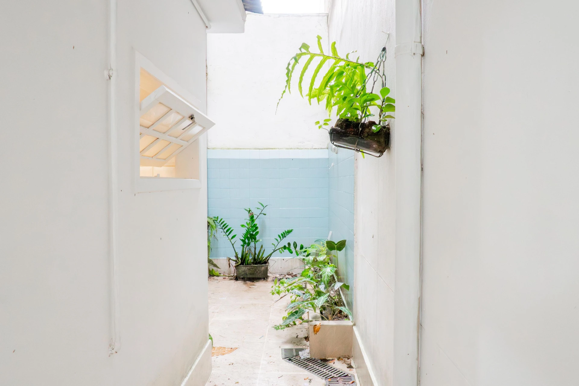 Apartment, 46 m², with wood or laminate floors — photo 10