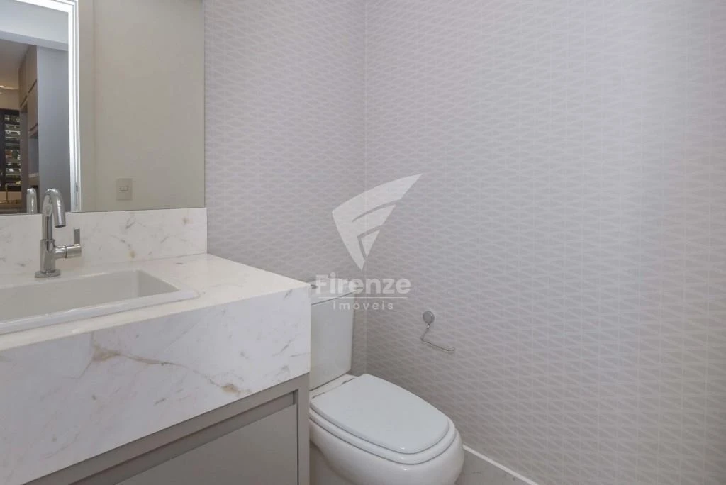3-bedroom apartment with a home office in Curitiba — photo 7