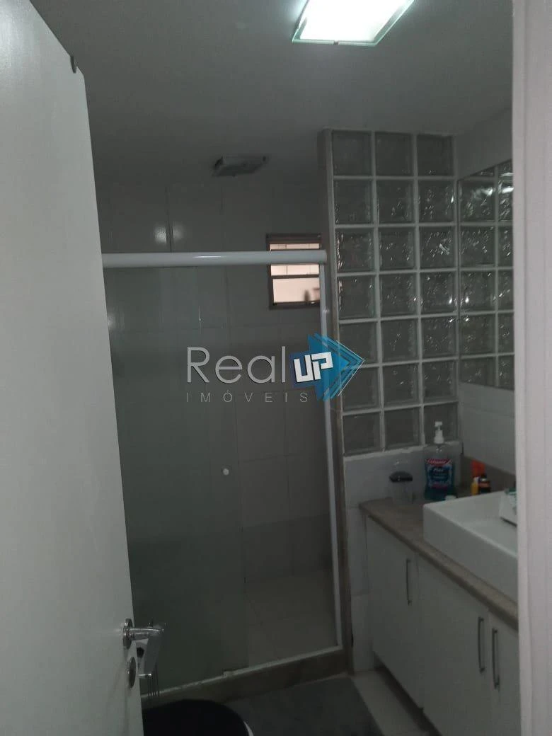 Apartamento com 4 quartos e varanda — photo 33