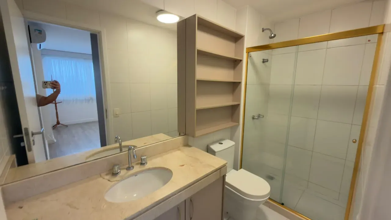 87 m² apartment with 2 bedrooms, enclosed balcony and garden — photo 27
