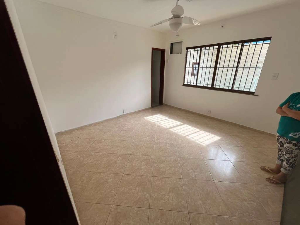 Casa com 3 quartos e 2 banheiros, 170 m² — photo 8