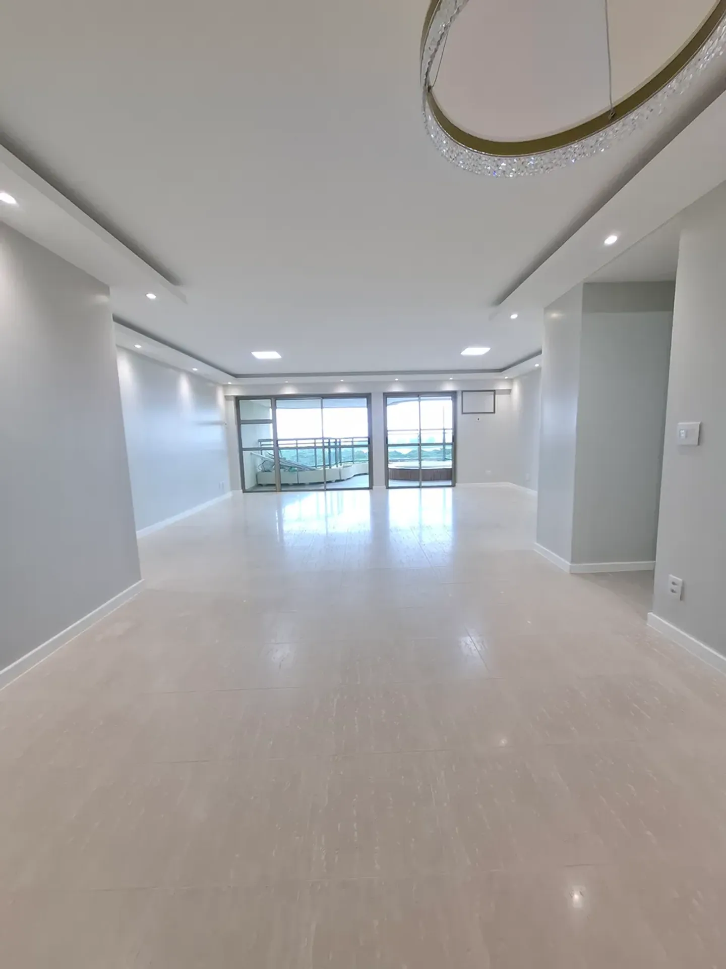 Apartment, 160 m², with floor-to-ceiling windows — photo 5