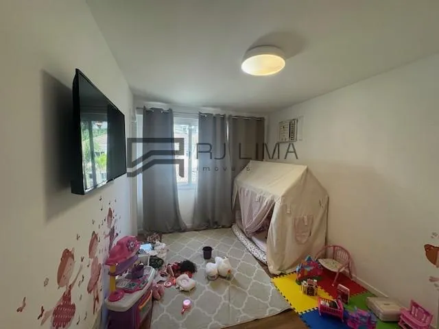290 m² furnished house with 5 en-suites and 3 parking spaces — photo 37
