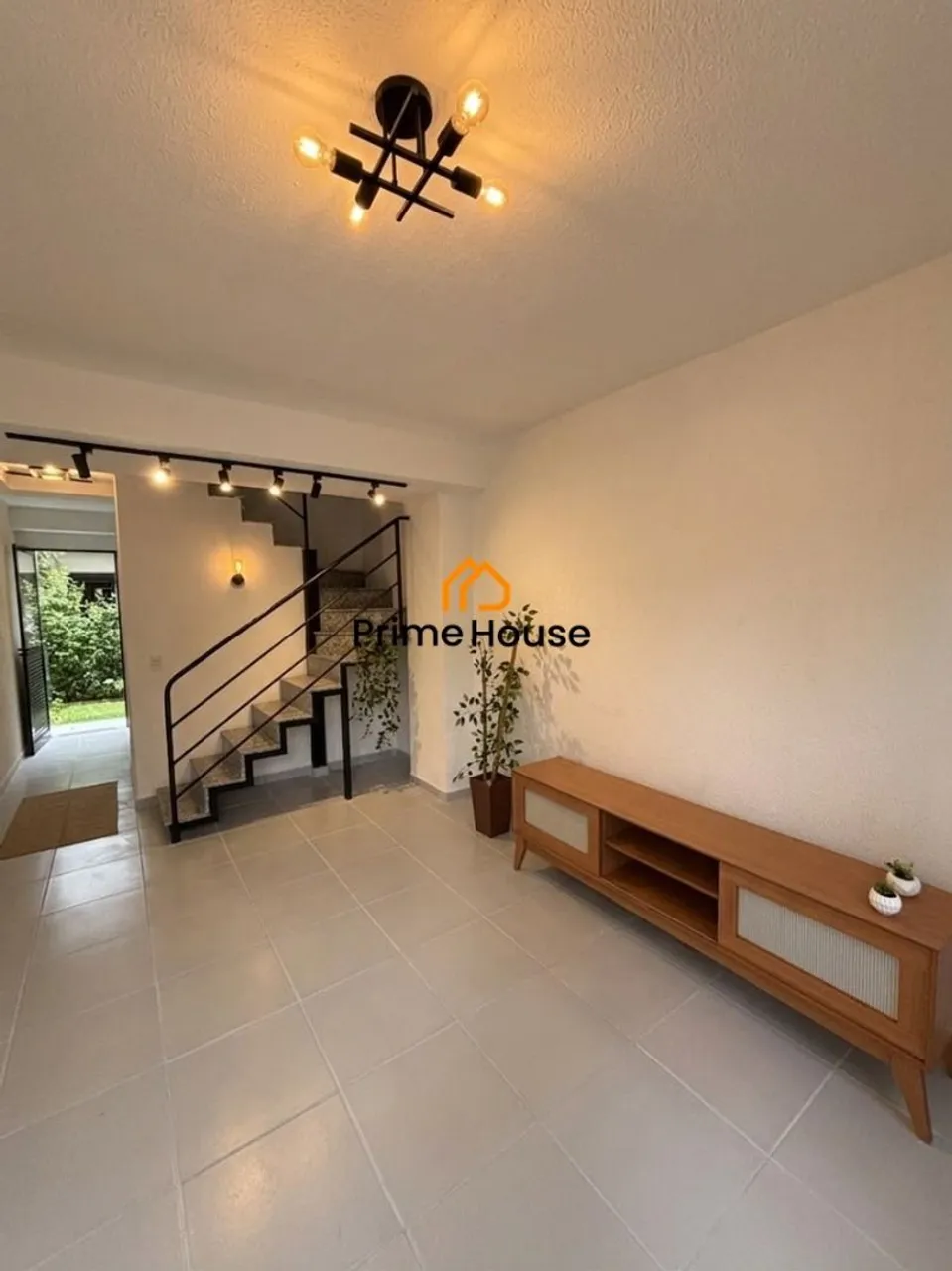 Casa com 2 dormitórios e 53 m², 2 banheiros e 1 vaga — photo 2
