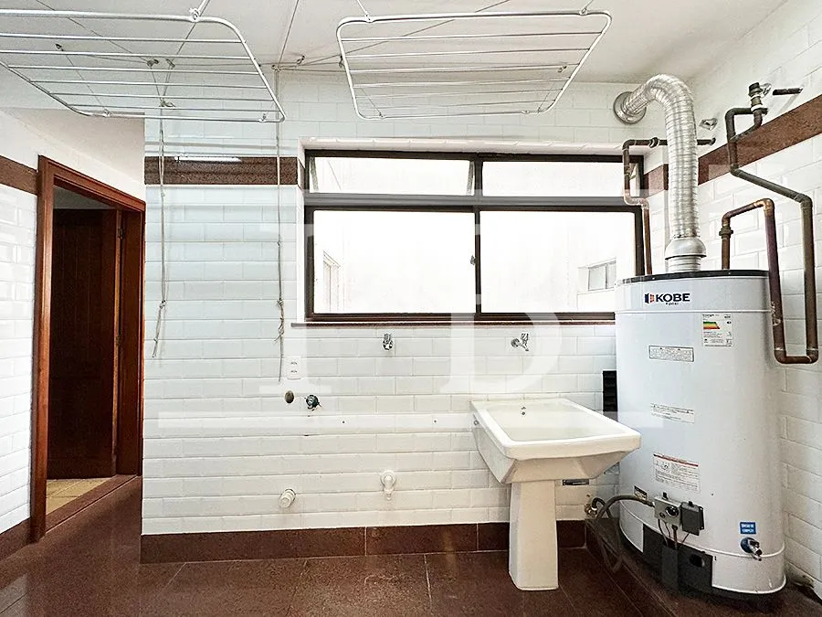 Apartamento com 4 dormitórios, 4 banheiros e varanda — photo 41