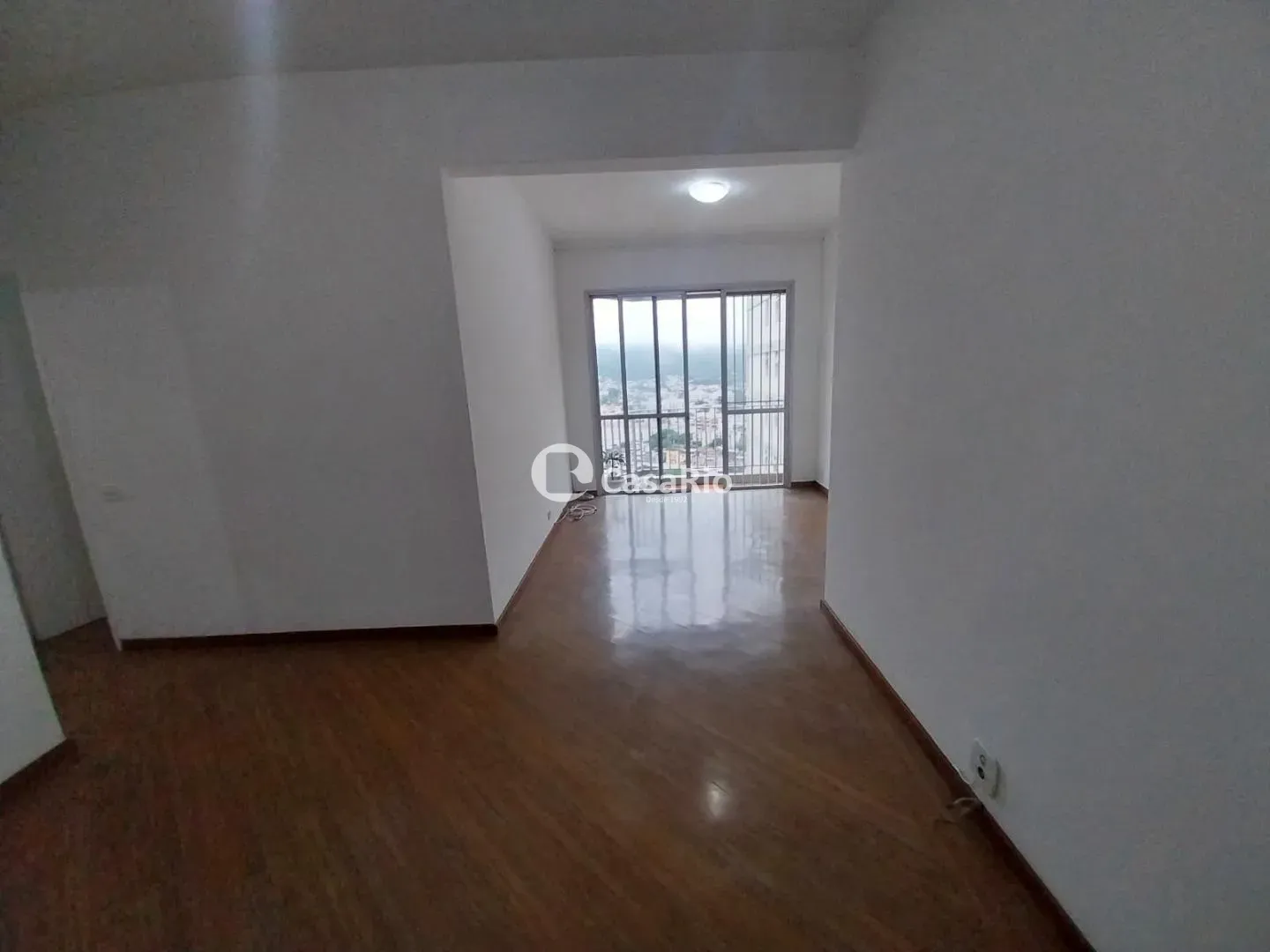 2-bedroom apartment with wood or laminate floors — photo 18