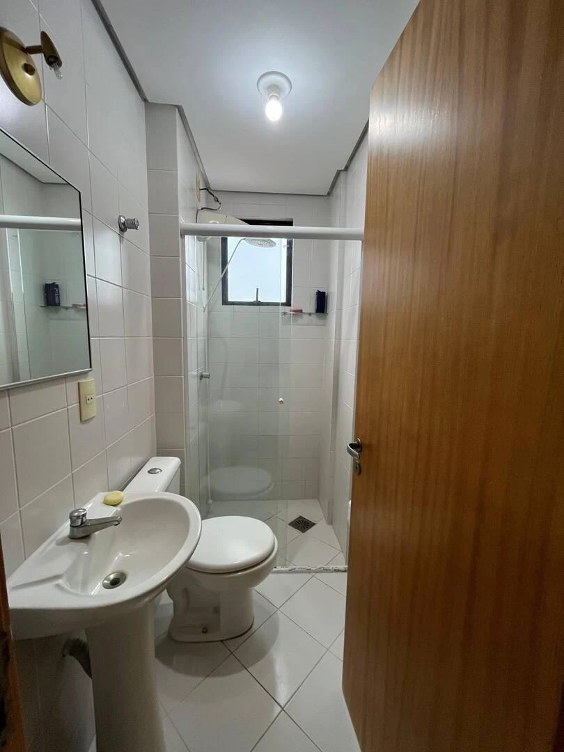 Water view in a 4-bedroom apartment, 138 m² — photo 26