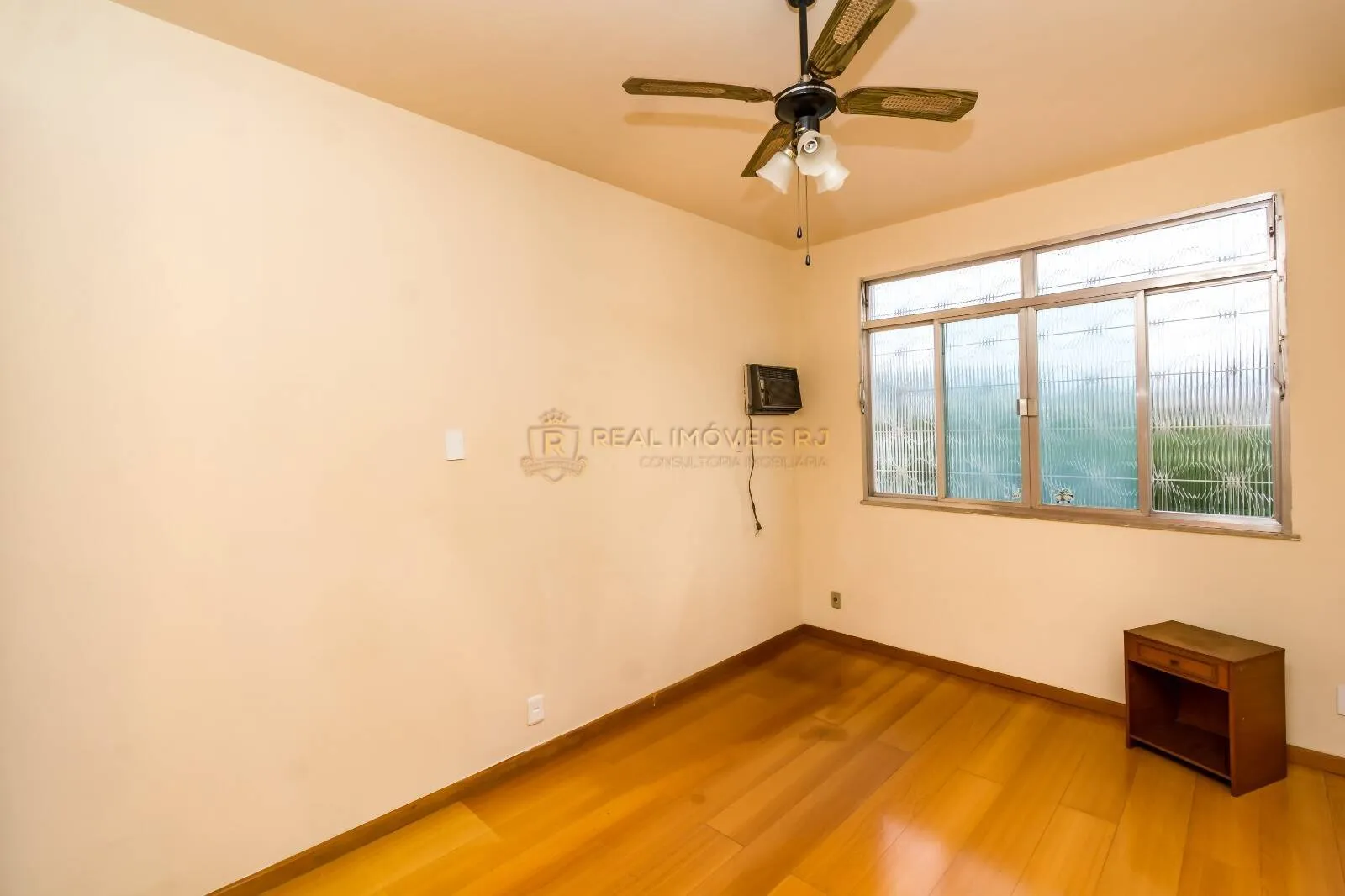 Unfurnished house with 3 bedrooms and 5 bathrooms — photo 44