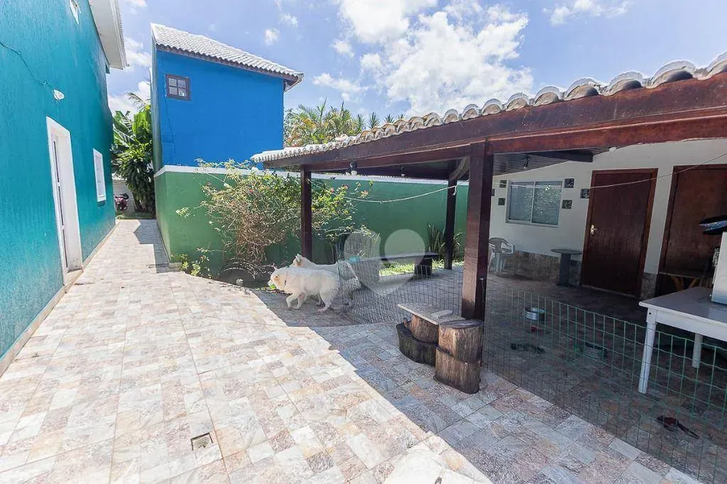Furnished triplex house with 4 bedrooms and 370 m² — photo 55