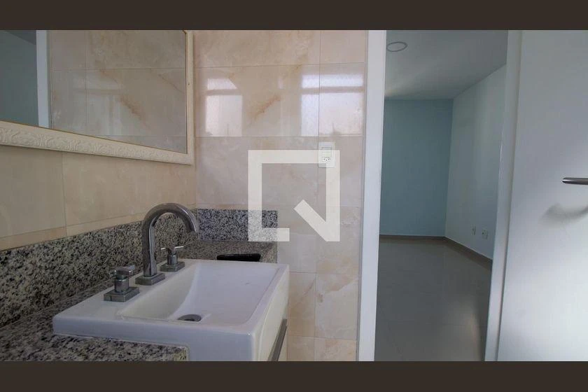 Penthouse with 3 en-suite bedrooms and 350 m², 4 parking — photo 35