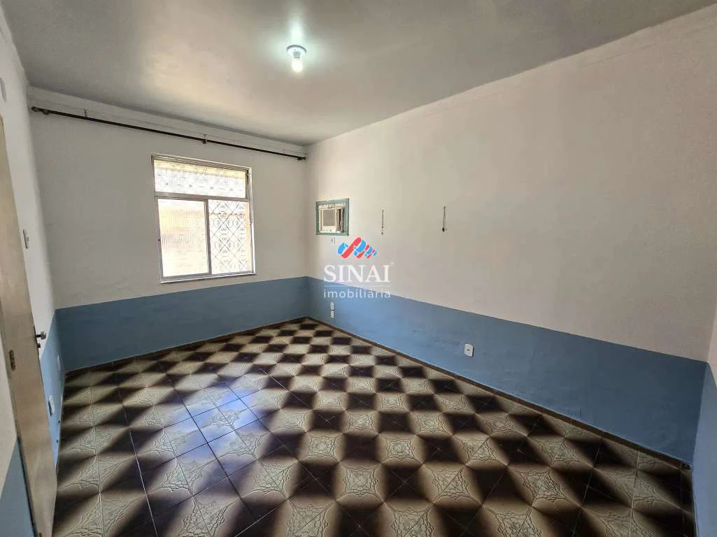 Casa com 4 quartos, 4 banheiros e 8 vagas — photo 5