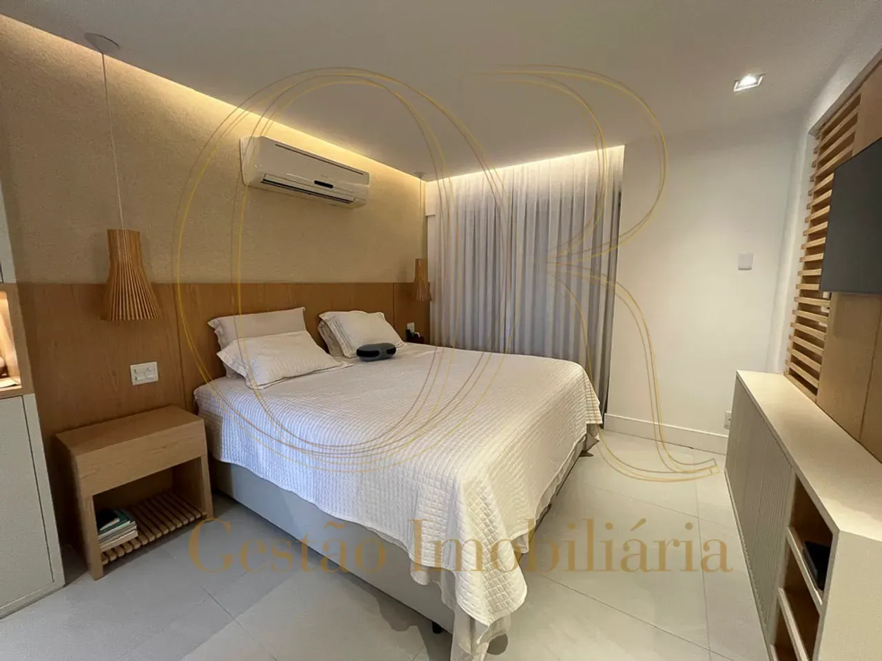 Apartamento mobiliado de 290 m² com 3 quartos e 4 banheiros — photo 18