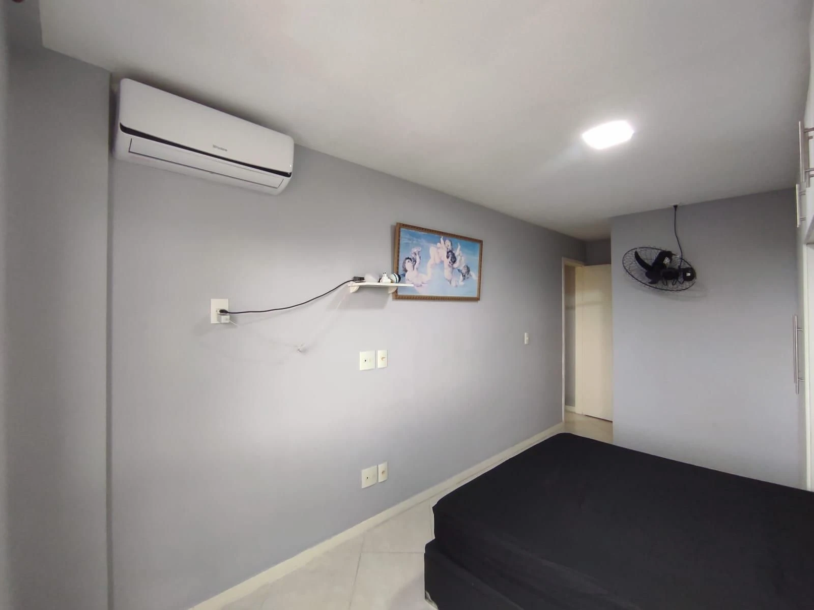 Furnished apartment, 60 m², with floor-to-ceiling windows — photo 13