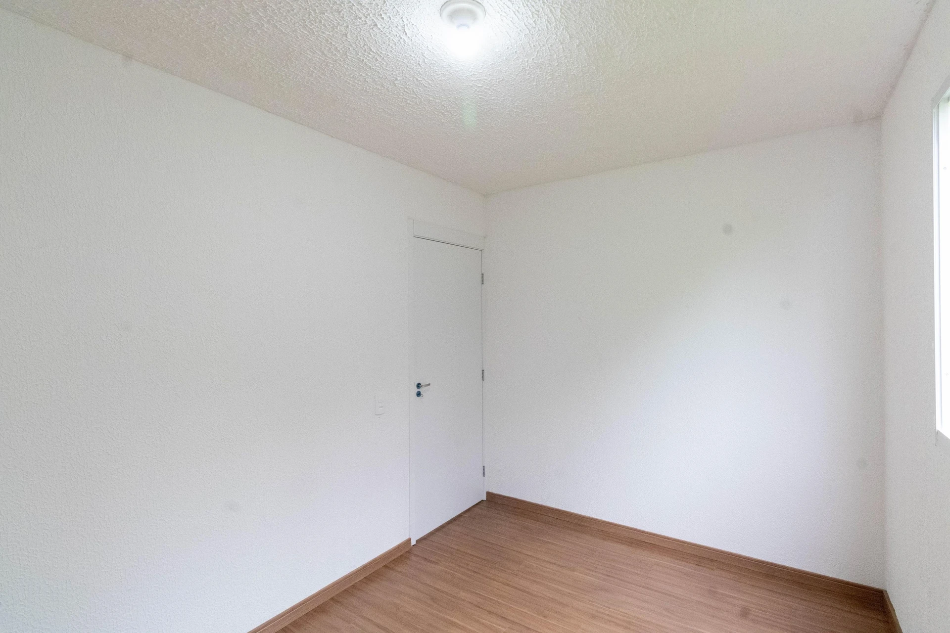2-bedroom apartment in a building with a gym — photo 21