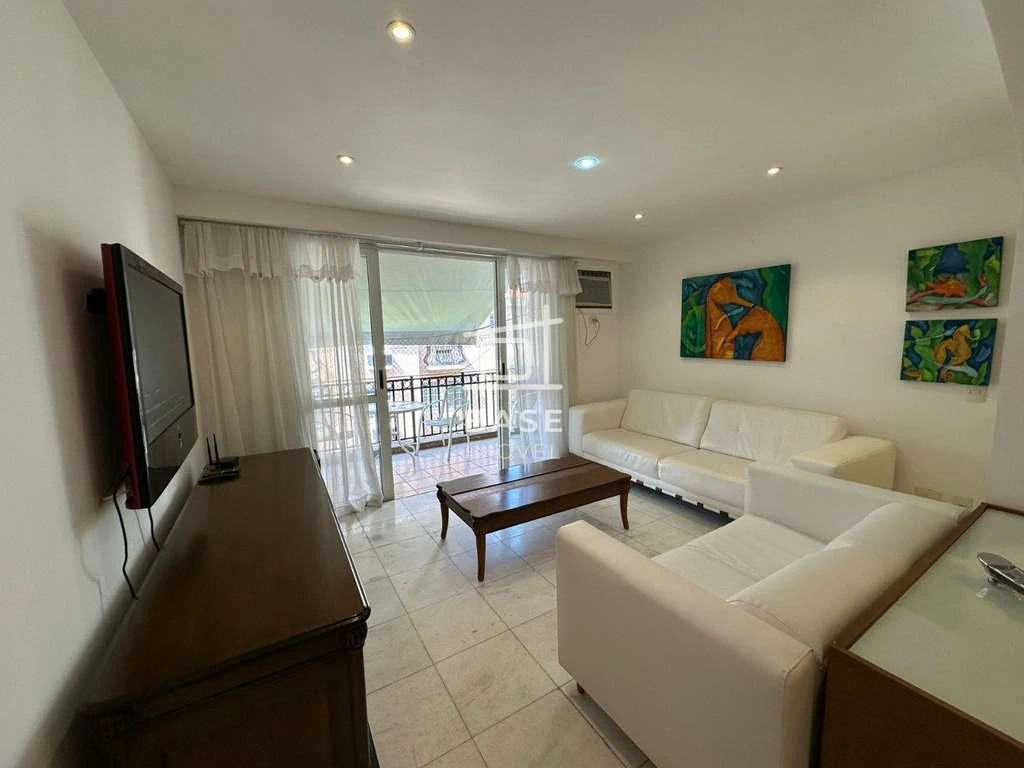 Furnished 2-bedroom apartment with balcony — photo 8