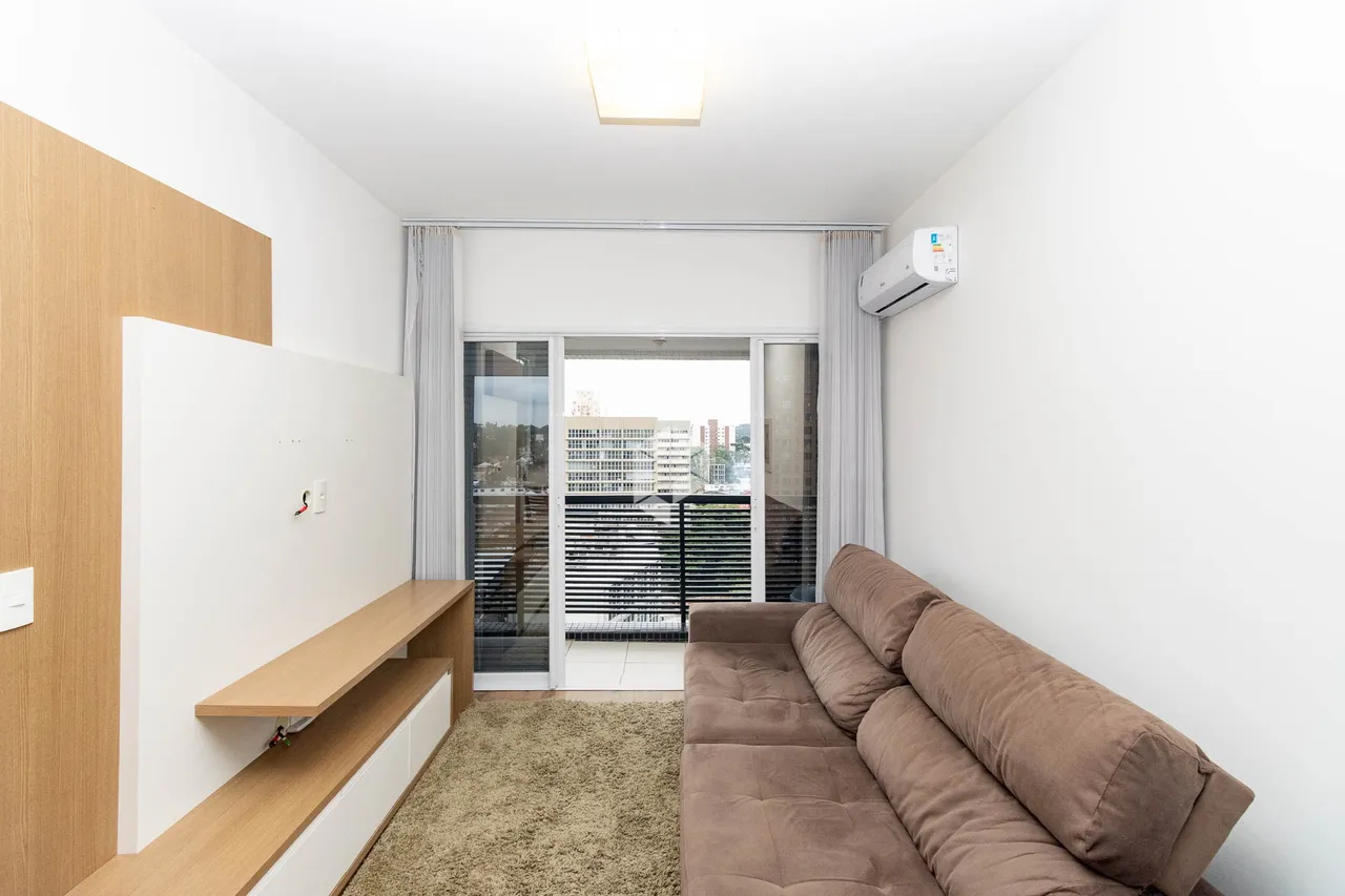 Furnished 2-bedroom apartment with balcony — photo 7