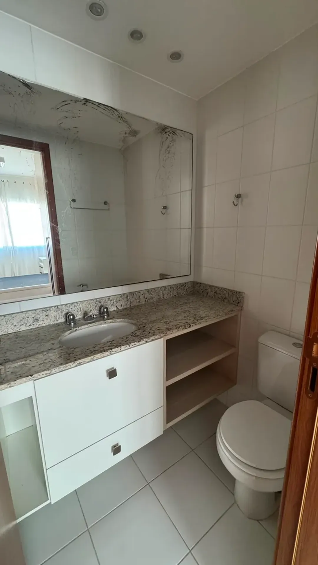 Furnished apartment, 70 m², with a grill on the balcony — photo 20