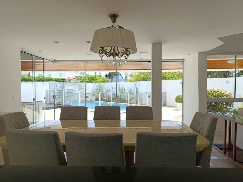 Furnished house, 222 m², with a bathtub — photo 5