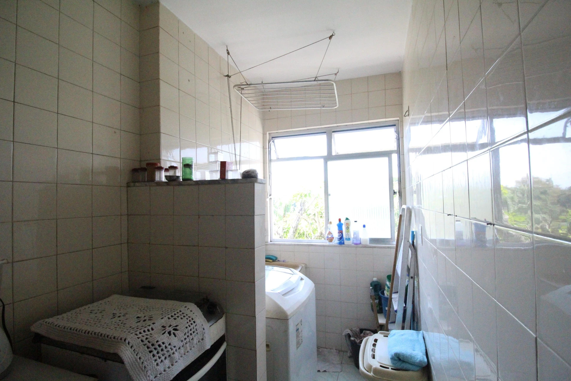 Unfurnished 2-bedroom apartment with 1 bath and parking — photo 5