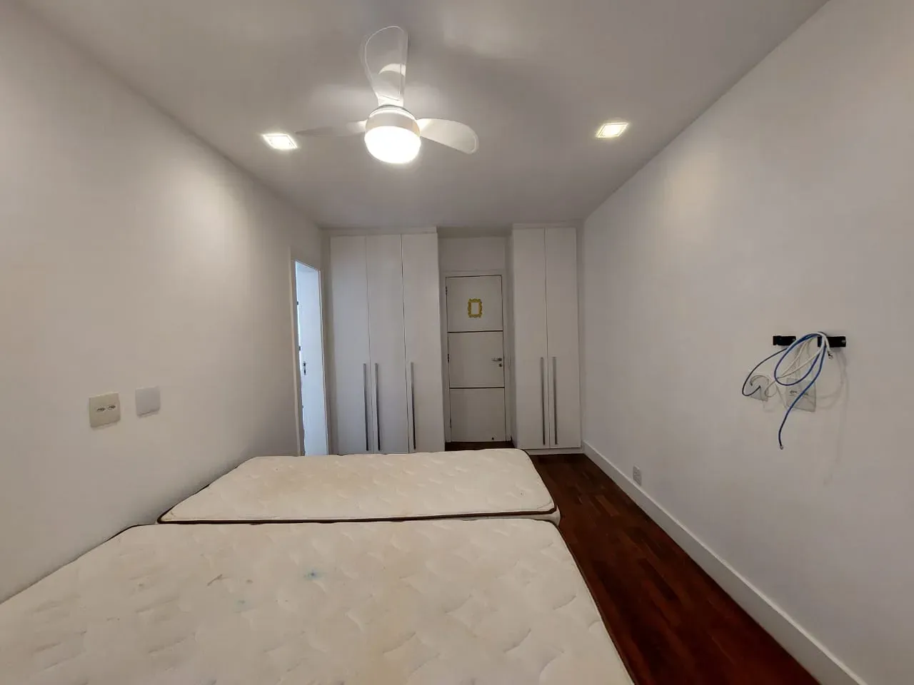 Apartamento com 4 quartos e 5 banheiros, com ar-condicionado — photo 24