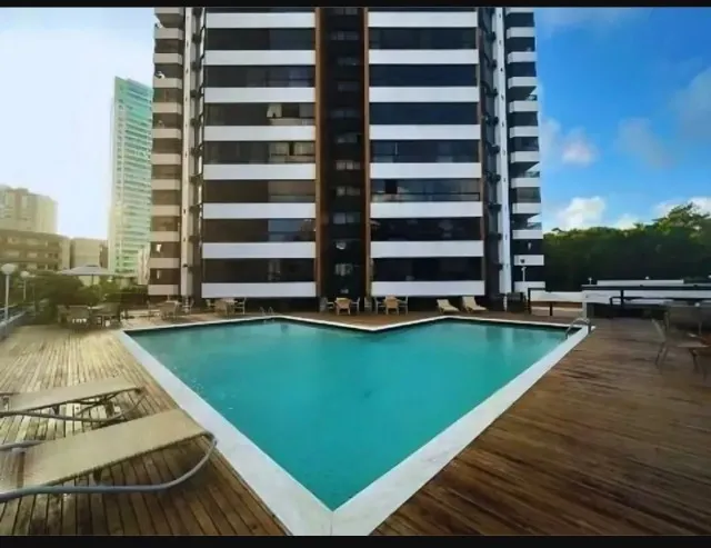4-bedroom apartment with floor-to-ceiling windows — photo 7
