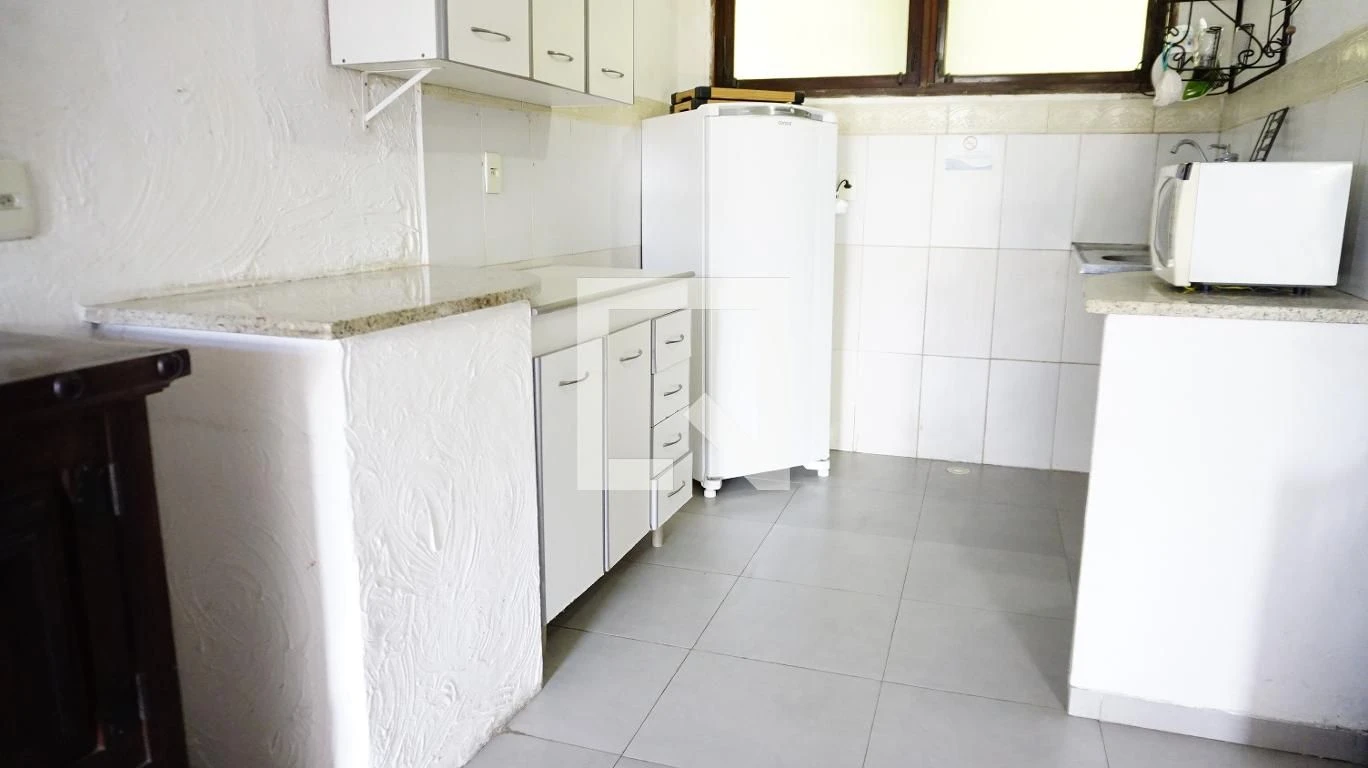 Apartamento amueblado de 2 dormitorios con balcón — photo 14
