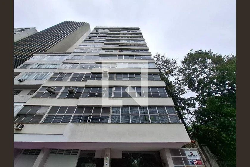 3-bedroom apartment with floor-to-ceiling windows — photo 36